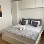 公寓 Wellness Sunset 扎达尔